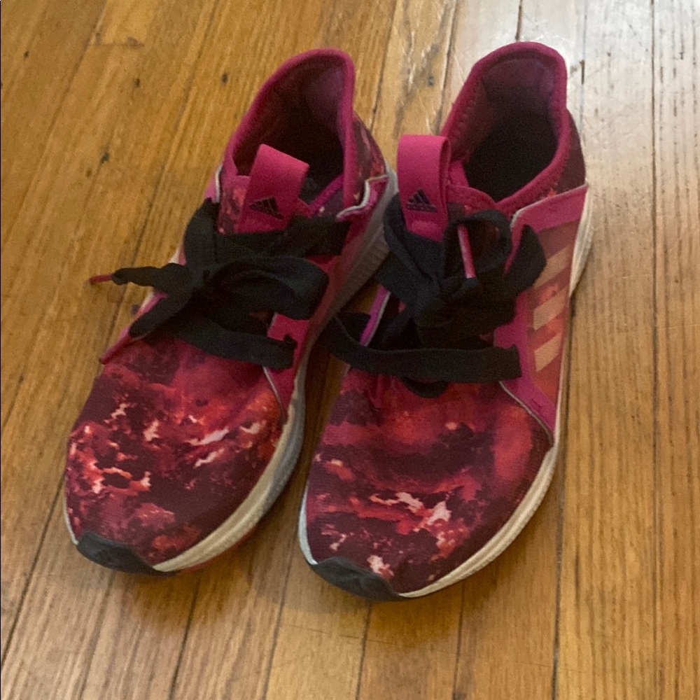 Adidas Edge Lux Women's Cranberry Print and Black Athletic Shoes Woman 7 1/2